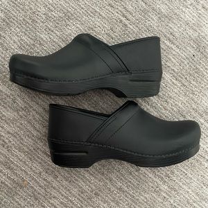New Dansko Clogs